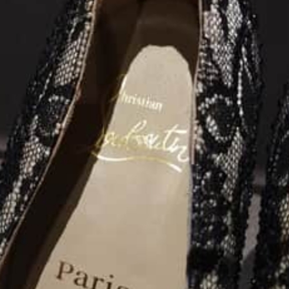 SOLD Christian Louboutin Bianca 140 Pumps - Picture 3 of 3